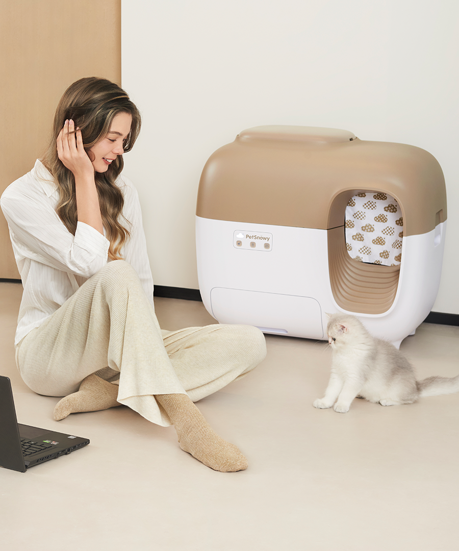 Self-Cleaning Litter Box